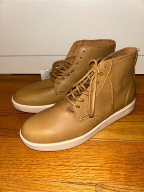 CLAE Lace up Boots size 8
